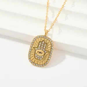 Collar mano de Fátima mal de ojo oro colgante cristal estrás vista detallada
