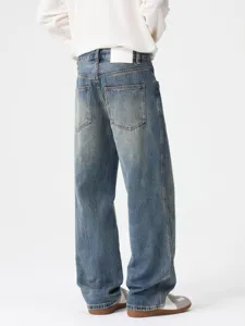 Men's retro loose straight-leg denim jeans, vintage washed high street casual denim pants.