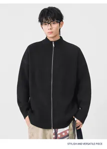 Heren zwarte gebreide vest met opstaande kraag en rits, casual stijlvolle trui voor dagelijks.