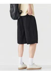 Detailed back view of mens casual black loose Tencel linen shorts for comfortable summer.