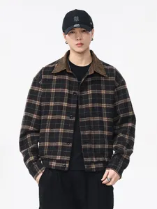Heren vintage ruitjesjas met ribfluwelen kraag, korte casual streetwear jas voor de herfst.