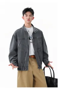 Veste de travail patchwork en coton rétro style japonais pour homme, détails utilitaires.