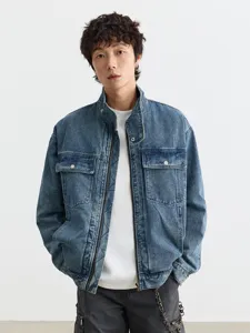 Veste en jean utilitaire rétro pour homme, élégante veste cleanfit à col montant zippé.
