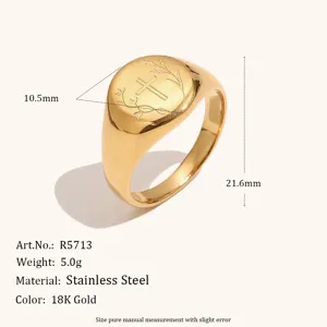 Anillo sello de acero inoxidable dorado con grabado de cruz y hoja, joyería moda.