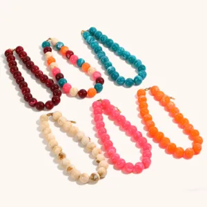 Set di collane con perline fatte a mano colorate, gioielli alla moda con perle in acrilico.