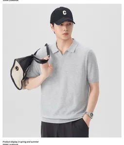 Polo uomo grigia in maglia a maniche corte, top casual estivo stile old money.