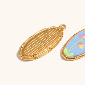 Stainless steel 18K gold plated oval floral pendant detail, stylish DIY jewelry accessory.