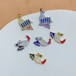 Mode Cuivre Plaqué Or Pendentif Carte Luxe Strass Émail Forme Carte Pendentif Seul Pour Bricolage Bijoux Collier Artisanat Accessori