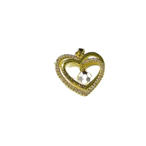 Goldfarbiger Strass doppeltes Herz Fußball Anhänger Charms für DIY Schmuck Zubehör.