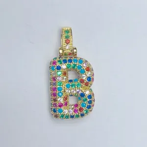 Vergoldeter bunter Strass Buchstabe B Anhänger, Mikrofassung Kristall Initial Schmuck Zubehör.