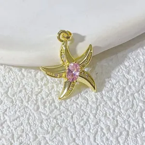Vergoldeter Seestern Anhänger mit rosa Stein, Ozean Serie Mikro Zirkon Detailansicht.
