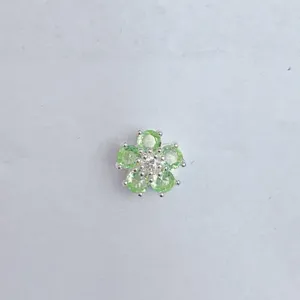 Zirkon Blumen Anhänger Detailansicht, Mikro Pave grüner Stein DIY Schmuck Verbinder
