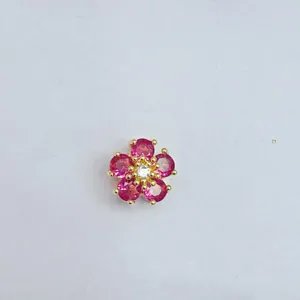 Exquisite vergoldete Zirkonia Blumenform DIY Schmuck Zwischenperle Accessoire Design