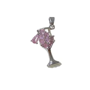 Silberfarbener Weinglas Anhänger Mikro Pave rosa Zirkonia DIY Schmuck Zubehör Hauptansicht