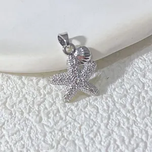 Echtes feines Zirkonia Seestern Anhänger mit Muschel Detail, maritimes Schmuck Accessoire.