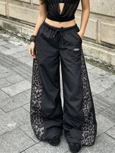 Pantaloni donna larghi Y2K streetwear vita alta stampa leopardo cargo casual chic