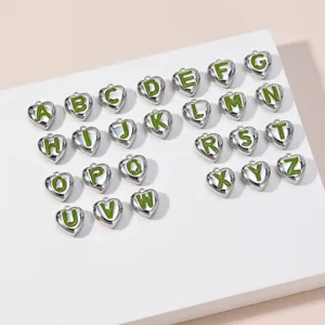 Herzförmige Emaillierte Buchstaben Anhänger Metall DIY Schmuck Zubehör A bis Z Set