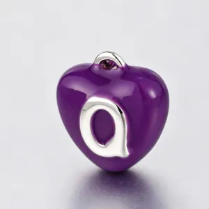 Glanzende paarse emaille hart hanger met zilveren letter Q bedel voor DIY sieraden maken en kettingen.