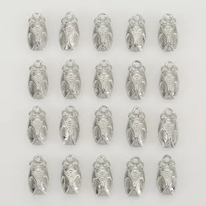 Silver cicada charms pendants for creative DIY jewelry making accessories and crafts.