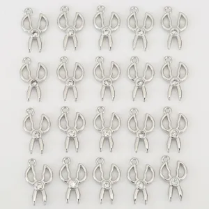 Bellissimi ciondoli a forma di forbici argento con zircone lucente per gioielli DIY.