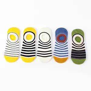 Flache unsichtbare Bootssocken Set, atmungsaktive Baumwolle gestreifte Sommersocken.