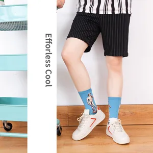 Men mid tube socks autumn winter street sports retro oil painting print casual trendy socks.