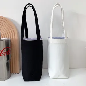 Minimalistische Canvas Wasserbecher Tasche, tragbare Thermosbecher Schutzhülle, Schwarz und Weiß.