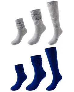 Klassische einfarbige Slouch Socken langer Schlauch warme Strickmode Detail Ansicht