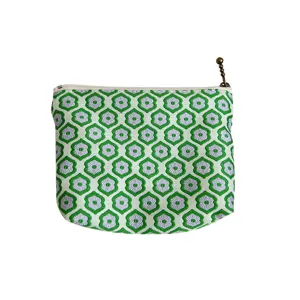 Kleine Kosmetiktasche mit Blumenmuster Reißverschluss Make-up Beutel für Damen und Mädchen