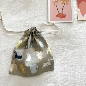 Japanischer Stil süßer Cartoon Kaninchen Druck Canvas Kordelzug Aufbewahrungstasche für Make-up.