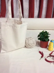 Einfache Leinentasche, unifarbene Tragetasche aus Stoff, praktische Einkaufstasche.