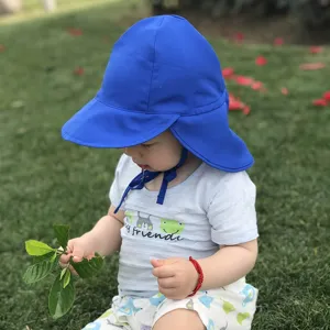 Baby zonnehoed met nekflap peuter zomer outdoor UV bescherming blauwe pet voor kids.