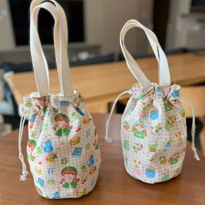 Süßer Cartoon-Leinen-Kordelzugbeutel, tragbare Handtasche und Thermobecherhülle für den Alltag.