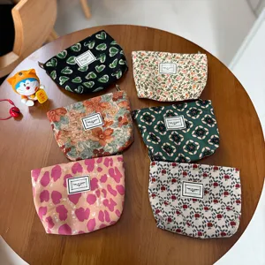 Corduroy Floral Makeup Bag Portable Travel Cosmetic Bag Zipper Storage Pouch Small Printed Corduroy Toiletry Organizer Bag Women