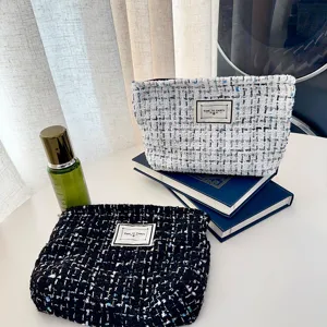 Elegant Tweed Makeup Bag Large Capacity Portable Cosmetic Organizer Travel Toiletries Storage Clutch Purse For Women Everyday