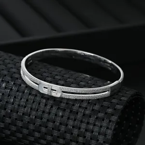 Luxury Copper Rhinestone Natural Shell Open Cuff Bracelet Elegant Women Fashion Designer Style Jewelry Gift