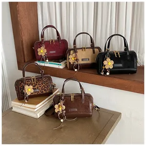 Stylish women pillow shoulder bag versatile handbag crossbody tote fashion commuter bag
