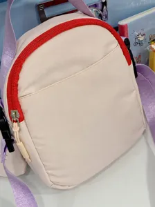 Detail view of Korean casual crossbody phone bag, featuring minimalist pocket design.