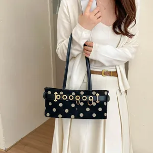 Borsa a spalla chic a pois neri e bianchi da donna, elegante borsa a mano per il lavoro.