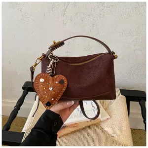 Sac a main vintage marron carrele pour femme elegant sac bandouliere minimalist tendance