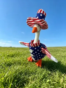 Detailed view of a 7-inch little goose figurine wearing a US Independence Day patriotic outfit.