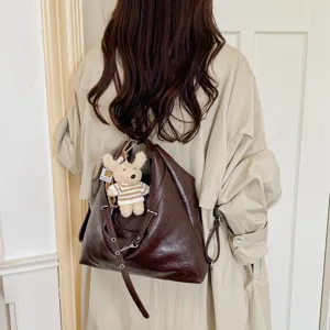 Mochila tote casual de gran capacidad estilo coreano para mujer con lindo colgante de oso.