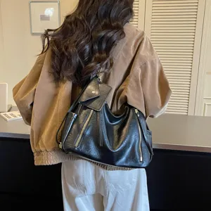Women casual black shoulder bag large capacity multi-pocket stylish commuting backpack tote