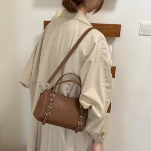 Borsa a mano cilindrica marrone da donna borsa a tracolla casual con doppie fibbie eleganti