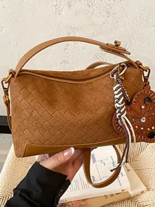 Sac Bandoulière Tissé en Cuir PU pour Femme Sac à Main Vintage Rétro avec Pendentif Cœur