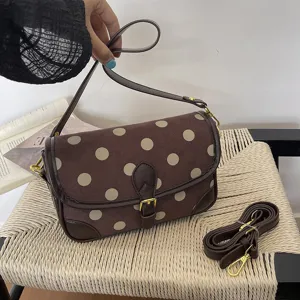 Retro bruine polkadot schoudertas, vintage flap crossbody tas met metalen gesp voor dames.
