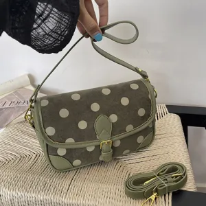 Olijfgroene schoudertas van suède met polkadots, retro vintage design met metalen gesp.