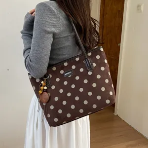 Brown polka dot tote bag for women, large capacity casual commuting shoulder handbag with pendant