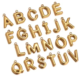 Ciondoli lettere alfabeto in acciaio inossidabile dorato accessori gioielli diy 26 pz