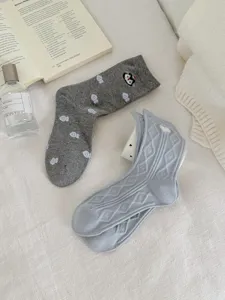 Cute Korean style women mid-tube socks set, cozy grey fish pattern and light blue diamond knit socks.